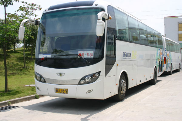 對于通勤的思考，員工通勤什么方式最好？（通勤班車租賃