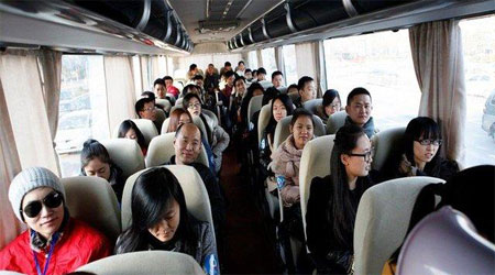 1641742405506701.jpg 深圳活動(dòng)包車