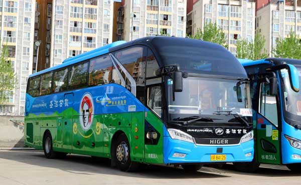 （企業(yè)班車租賃）企業(yè)選擇班車租賃相關常識注意事項